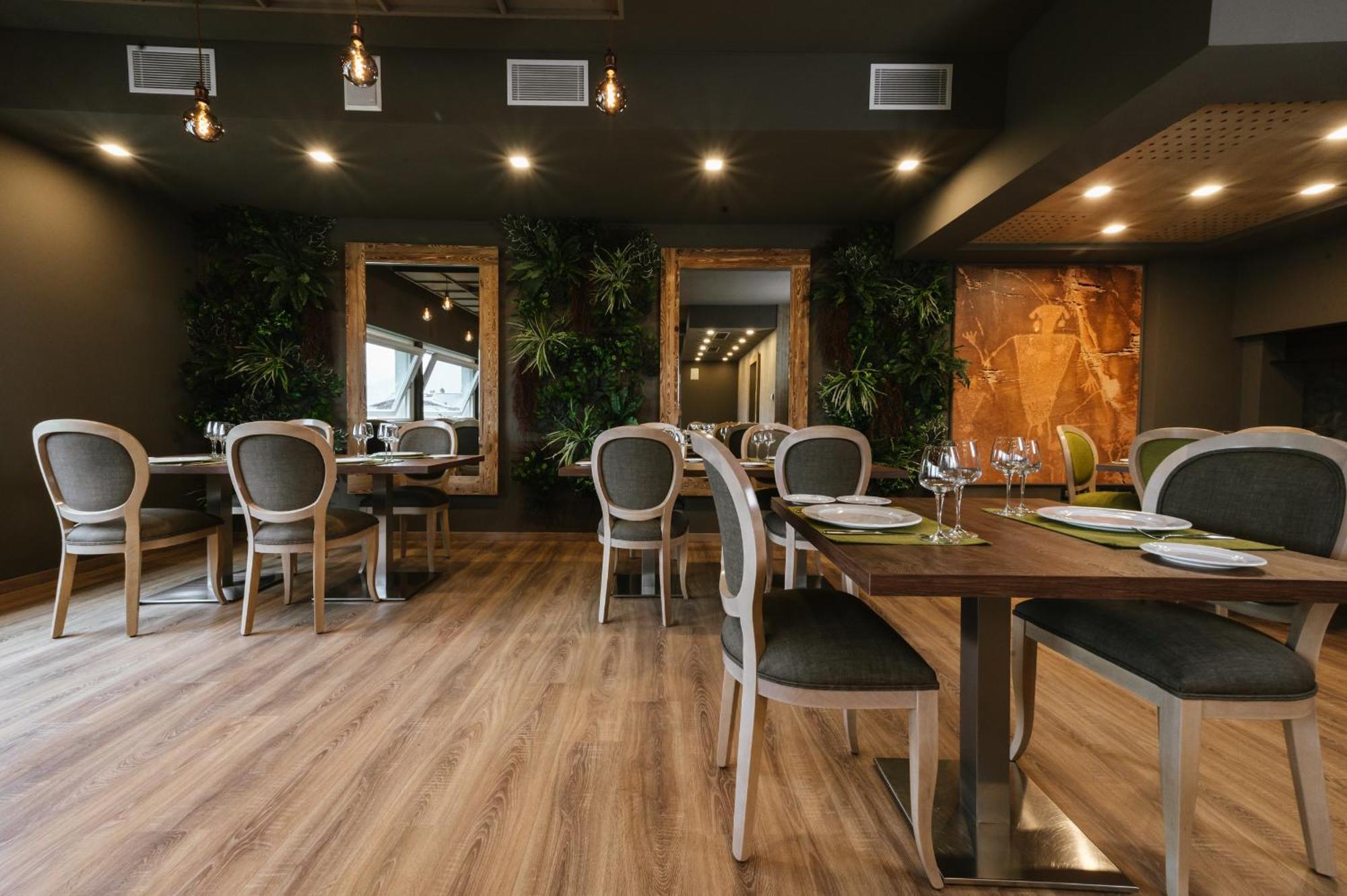 Lake Hotel La Pieve Пизоние Екстериор снимка